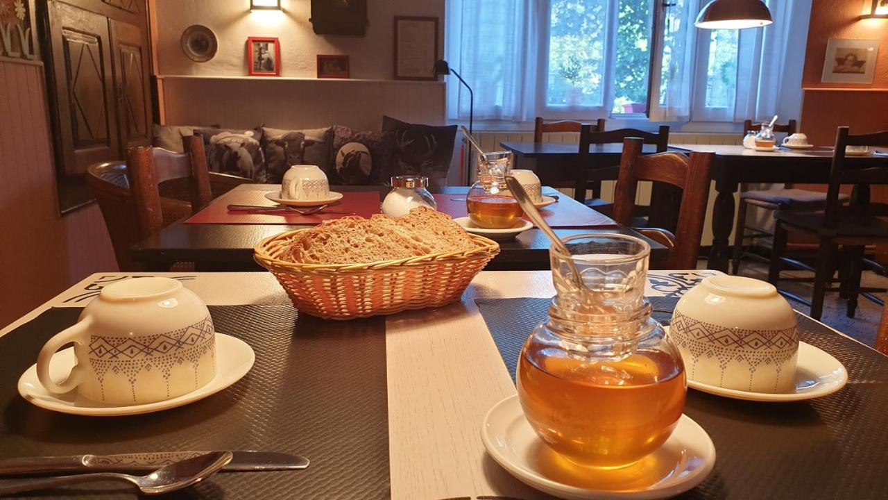 Auberge De Trente Pas Saint-Ferréol-Trente Екстериор снимка